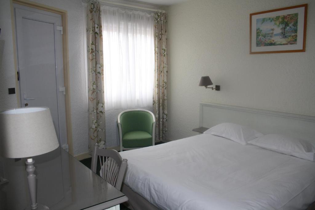 Le Charollais Motel Restaurant Contact-Hotel Vitry-en-Charollais Rom bilde